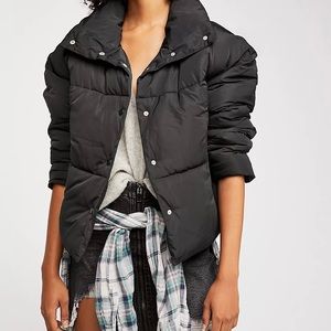 {Free People} NWOT black puffer jacket